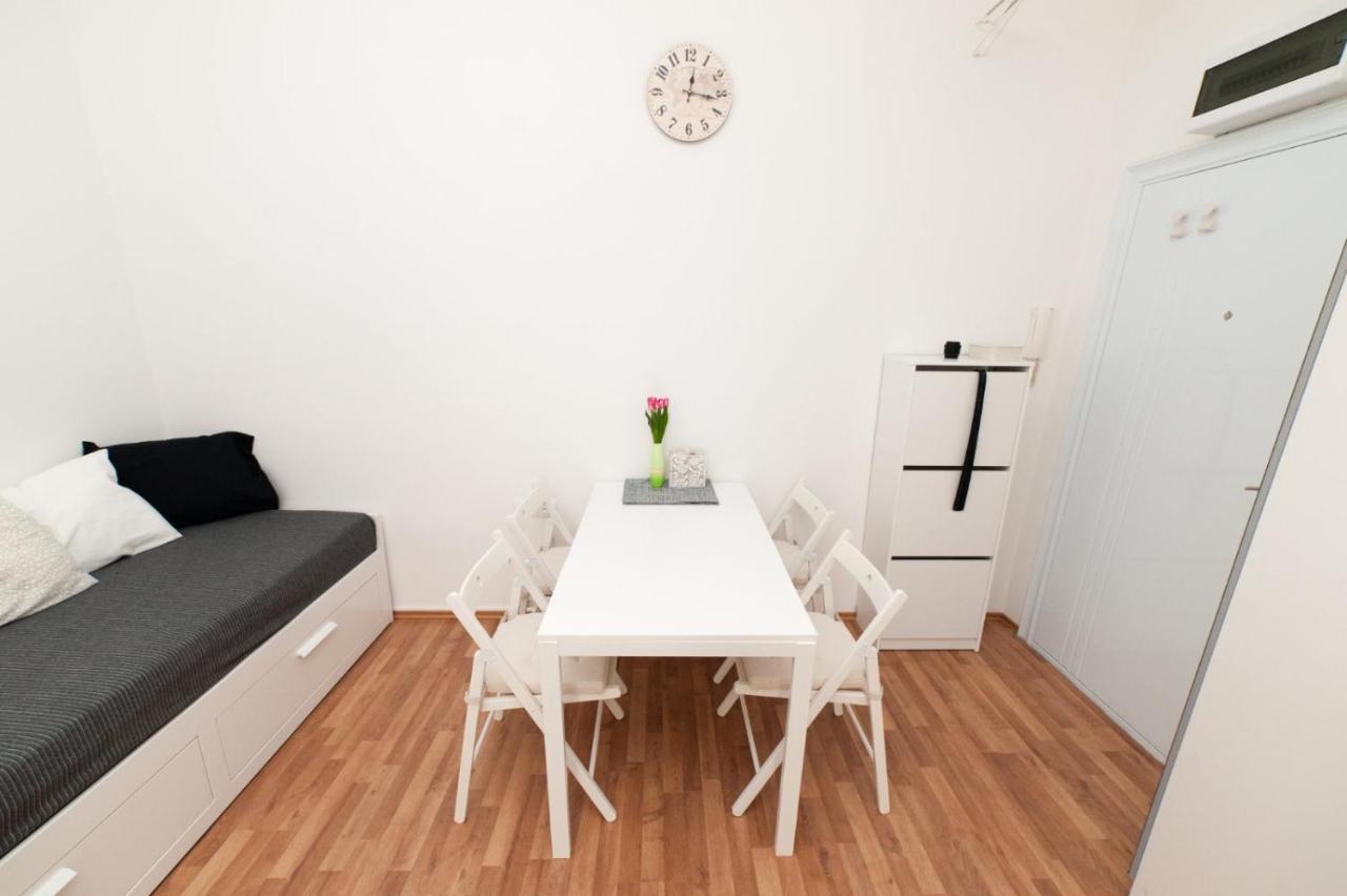 Mia Apartment Νόβι Σαντ Εξωτερικό φωτογραφία